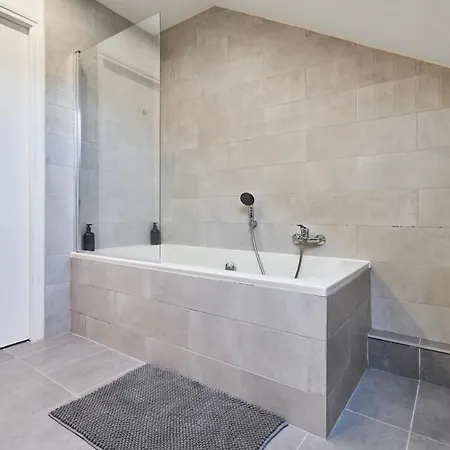 Le Cliquot - Maison - - Jardin - Parking Gratuit * Reims